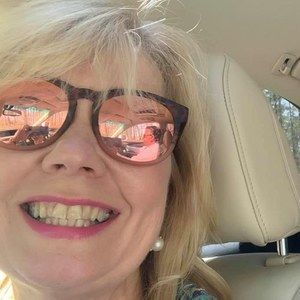 Meet your Posher, Martha